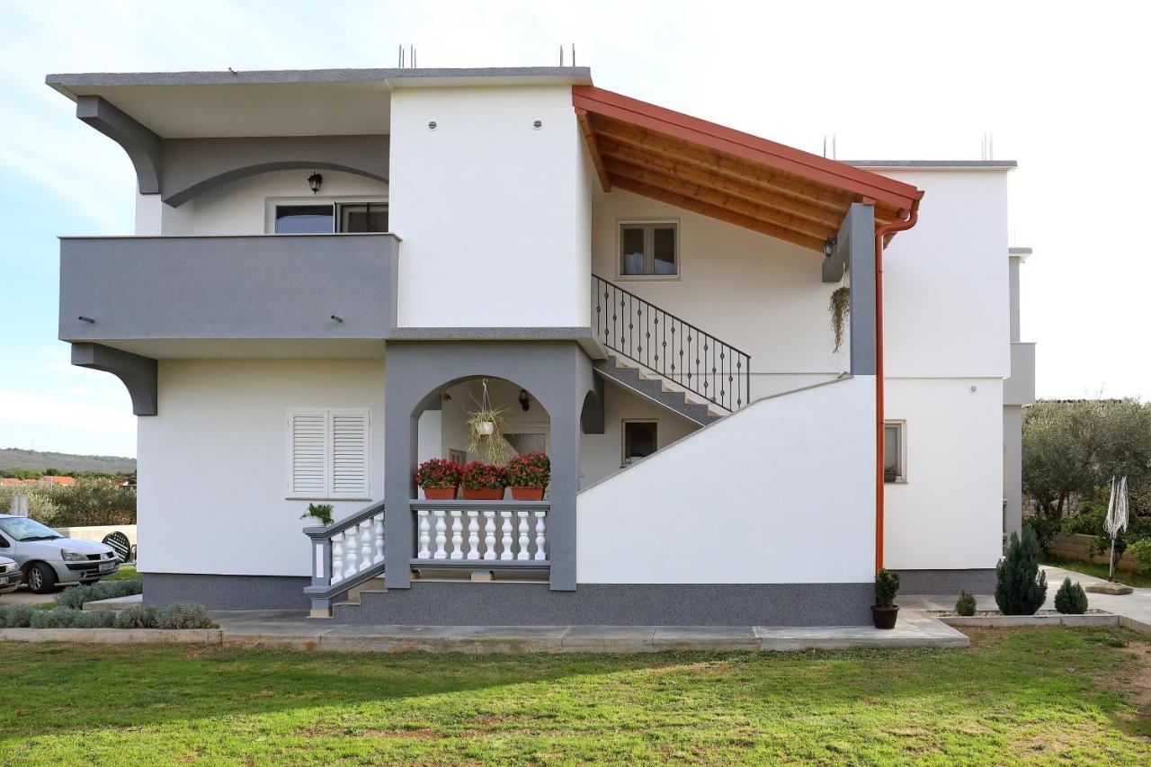 Vito Apartmán *